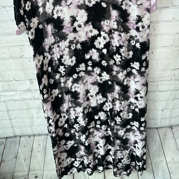 Secret Treasures Black, Purple & White floral long dress size XL - Picture 7 of 8